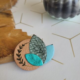 Broche branche de feuilles doré à l'or fin et en cuir turquoise et beige