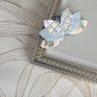Broche lotus ciel et imprimé fleur